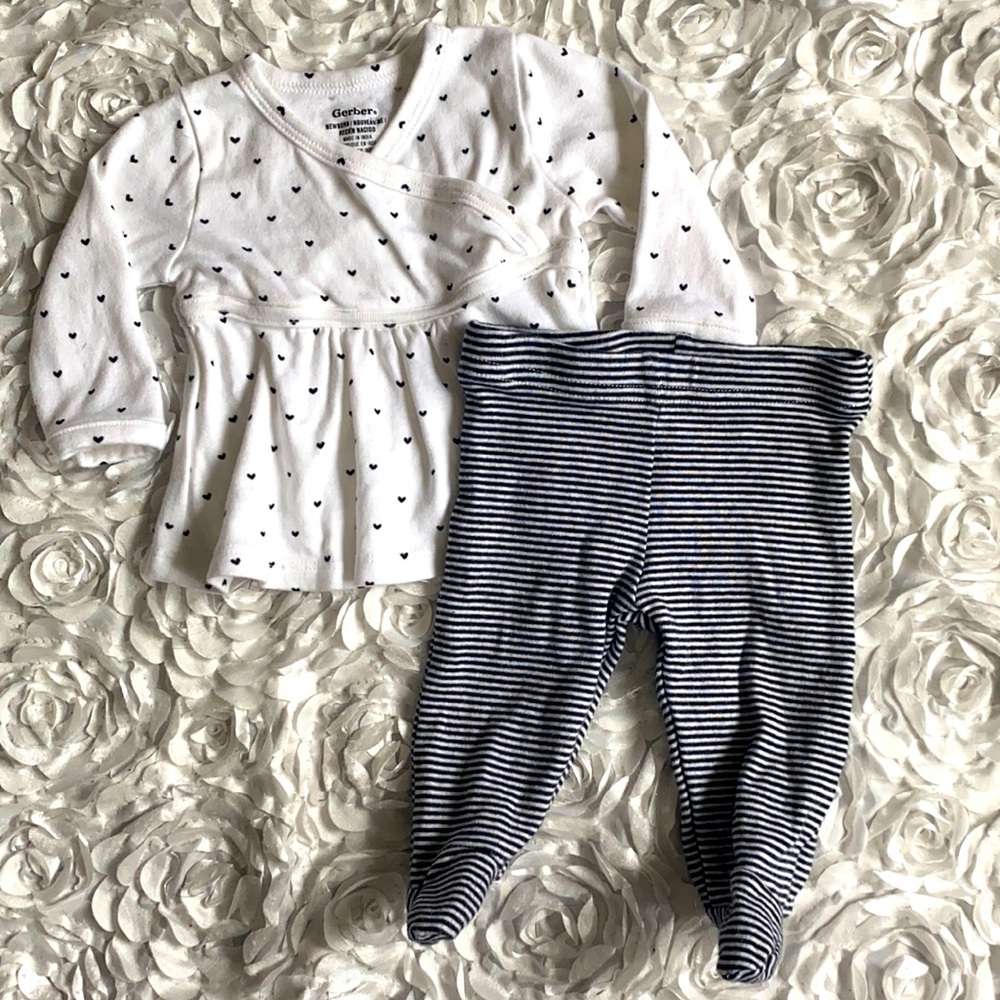 . white and black outfit size newborn